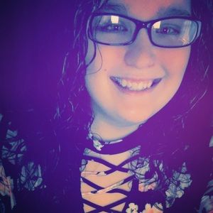 Meet your Posher, Raegan